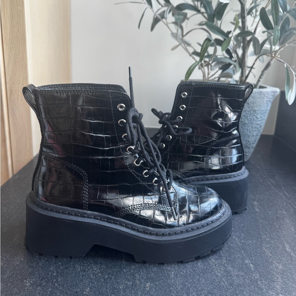 Steve Madden Croc Boots